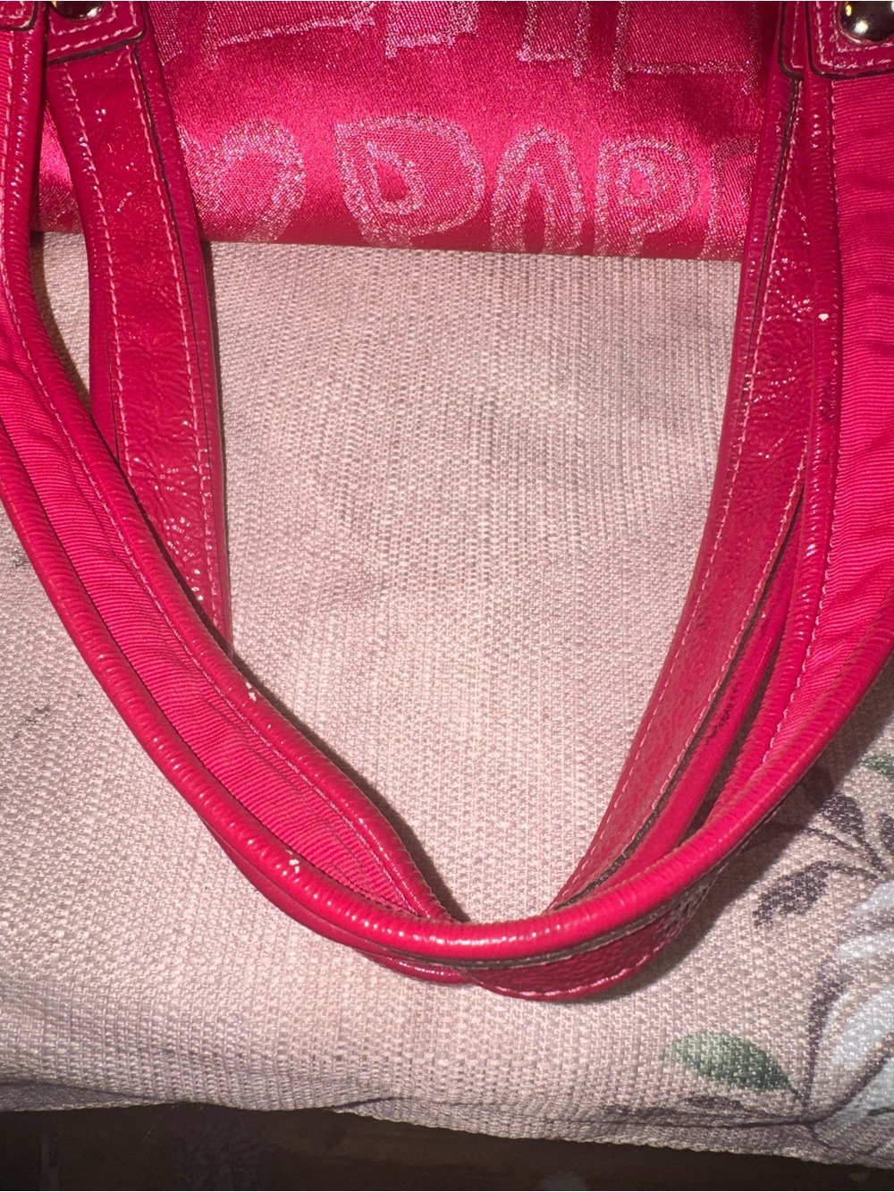 Coach Poppy Hot Pink storypatch sig Shoulder Tote w/2 poppy bag charms - Picture 2 of 9